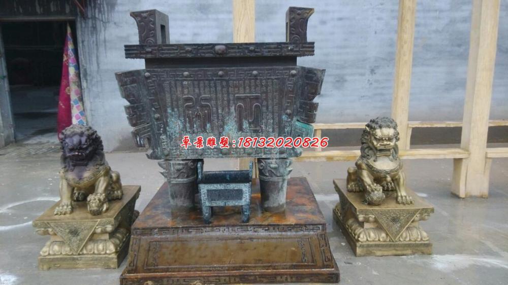 青銅鼎，四腳鼎，廣場銅鼎雕塑