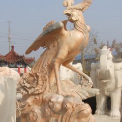 鳳凰石雕，公園晚霞紅鳳凰石雕