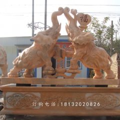 吉祥獻寶石雕，晚霞紅大象石雕