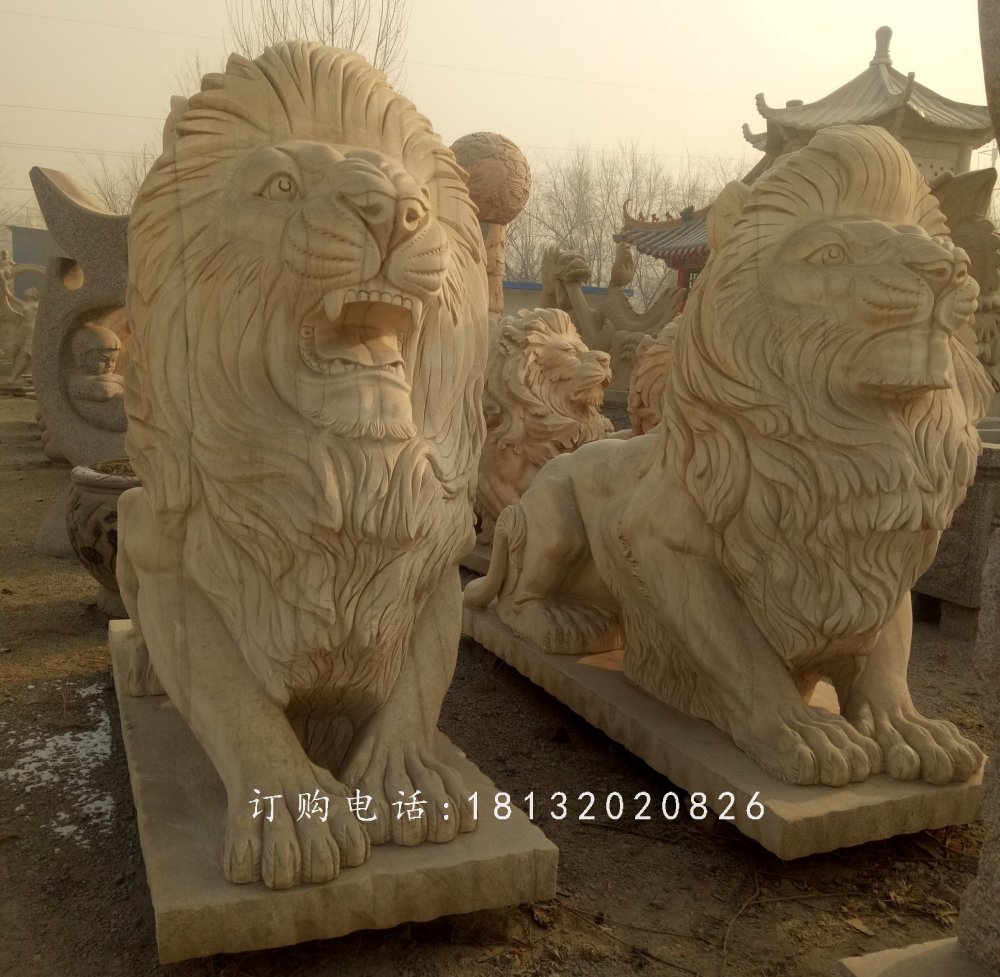 趴著的匯豐獅石雕，公園動物石雕