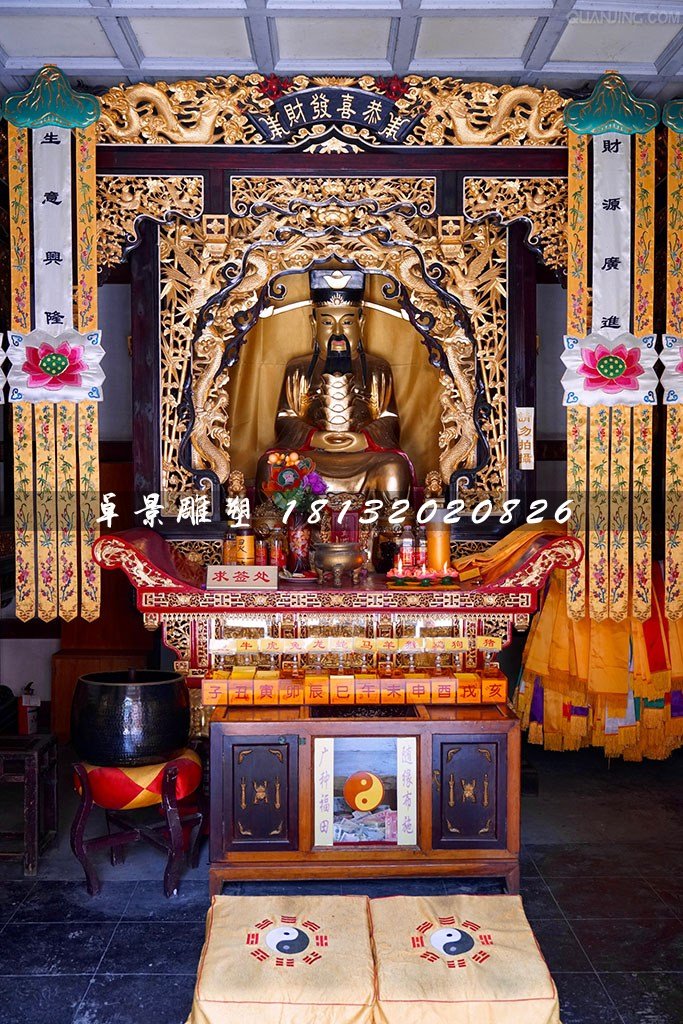 財(cái)神銅雕，鎏金財(cái)神