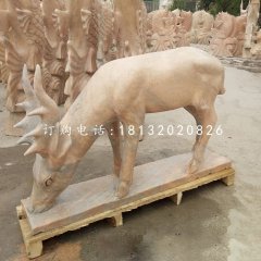 小鹿吃草石雕，晚霞紅動物雕塑