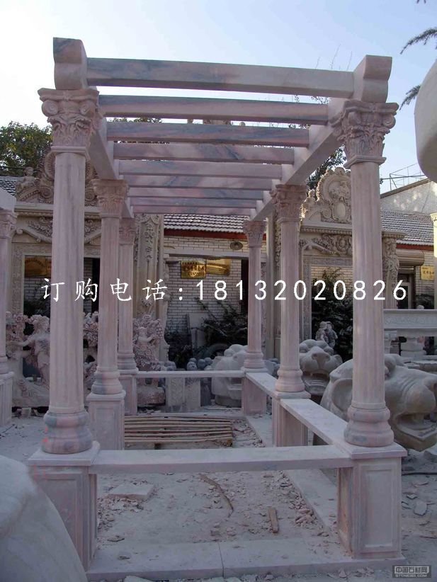 晚霞紅長廊，景觀石雕