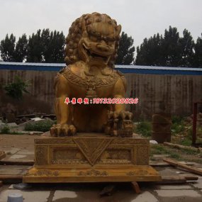 鎮(zhèn)宅銅獅子