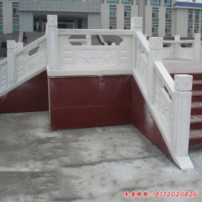 升旗臺(tái)攔桿