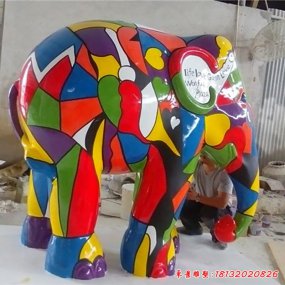 商場(chǎng)大象雕塑
